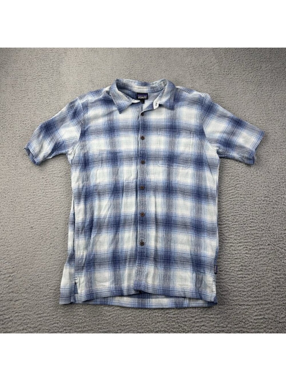 Patagonia A/C Lightweight Button Up Shirt Men's Large Hiking Outdoor Blue Plaid
